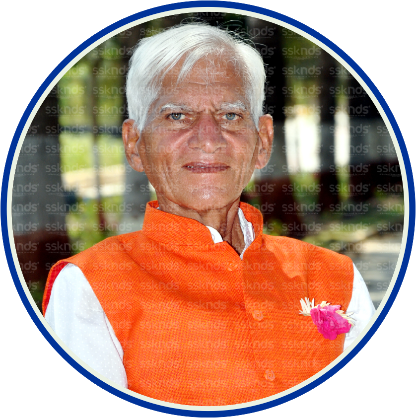 Shree B. V. Chauhan Saheb guiding SSKNDS daily zoom meeting on new diet system